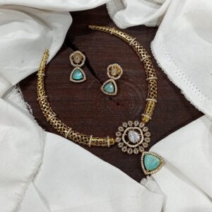 AD NECKSET