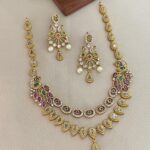 AD NECKSET - Back Chain