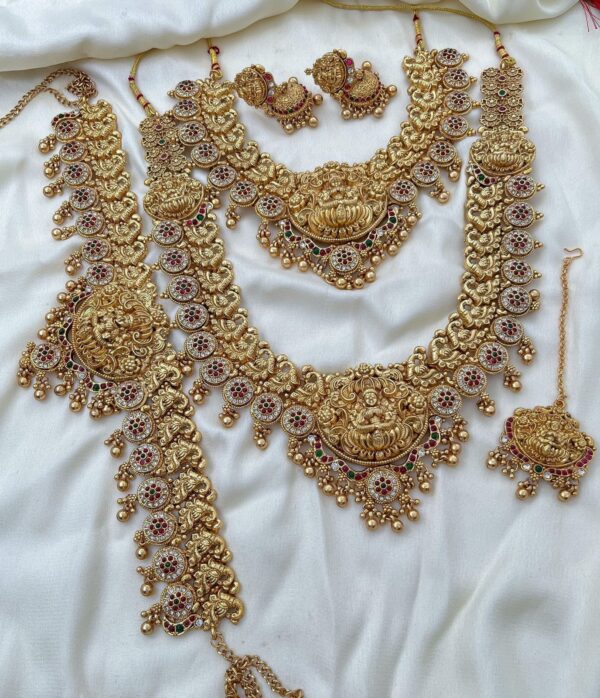 SEMI BRIDAL SM010