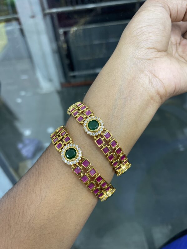 BANGLE