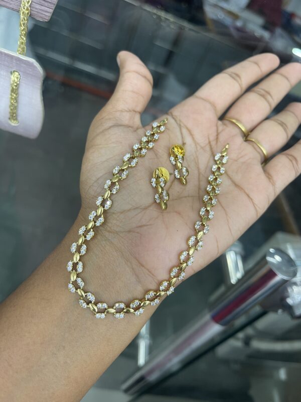 NECKSET