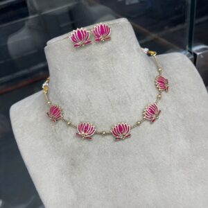 NECKSET