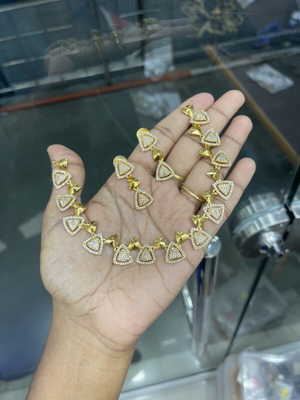 NECKSET