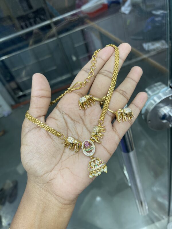 NECKSET