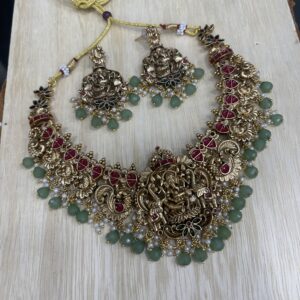 NECKSET
