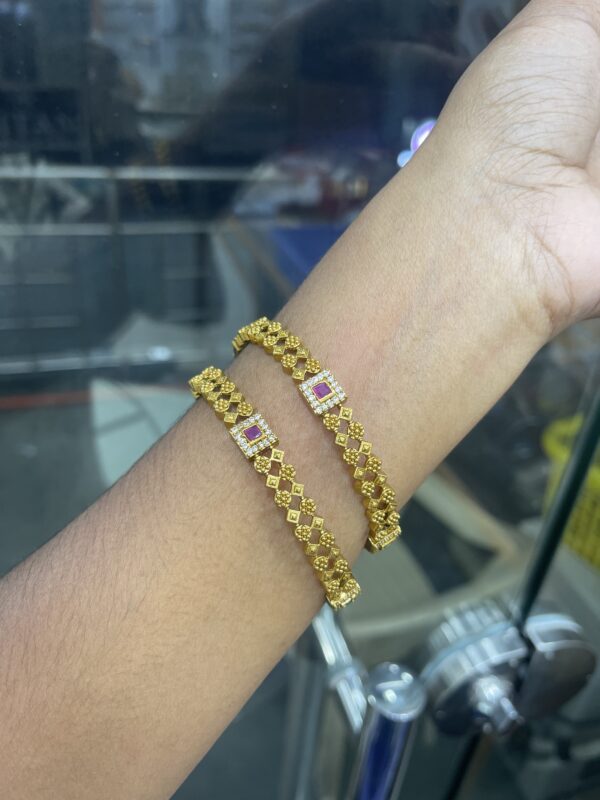 BANGLE