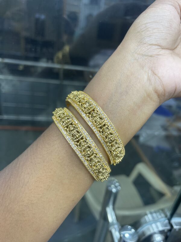BANGLE