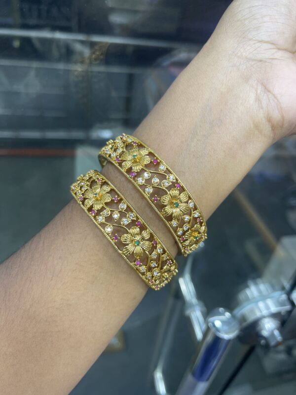 BANGLE
