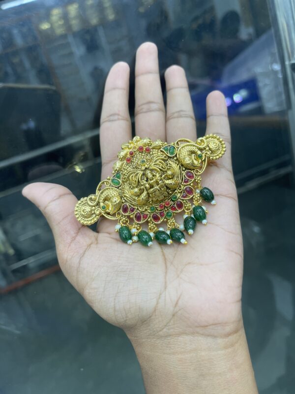 HAIR CLIP