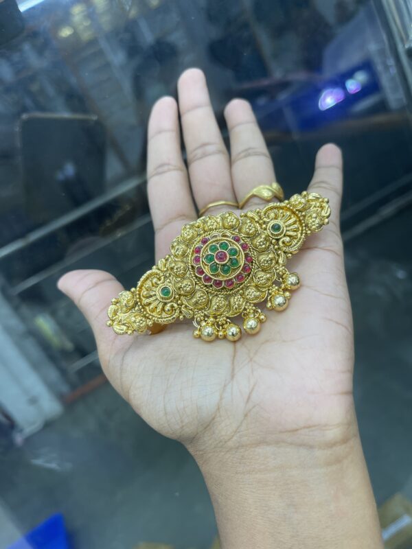 HAIR CLIP