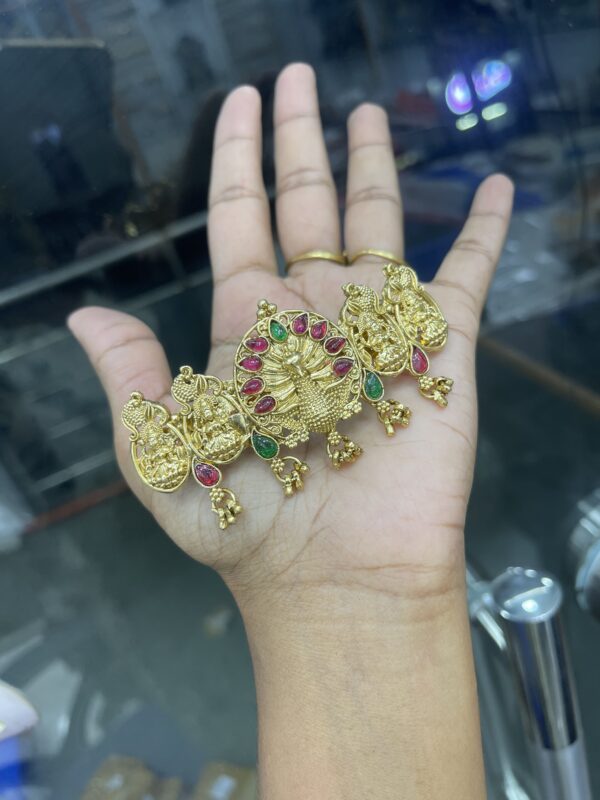 HAIR CLIP
