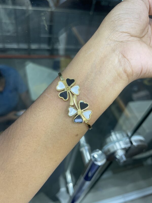 BRACLET