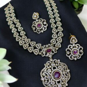NECKSET