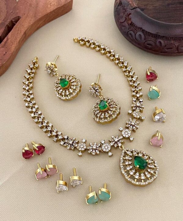 STONE CHANGABLE NECKSET