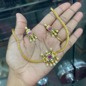 NECKSET