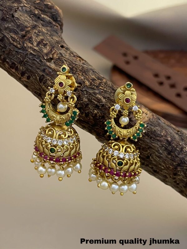 EARING