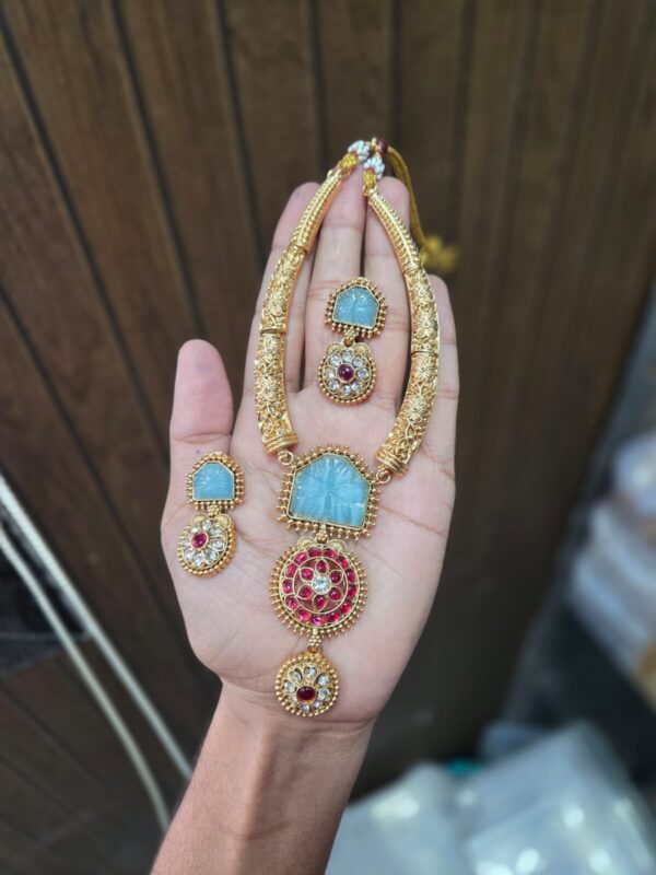 NECKSET NS67
