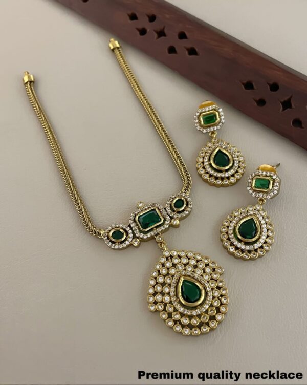 NECKSET NS75