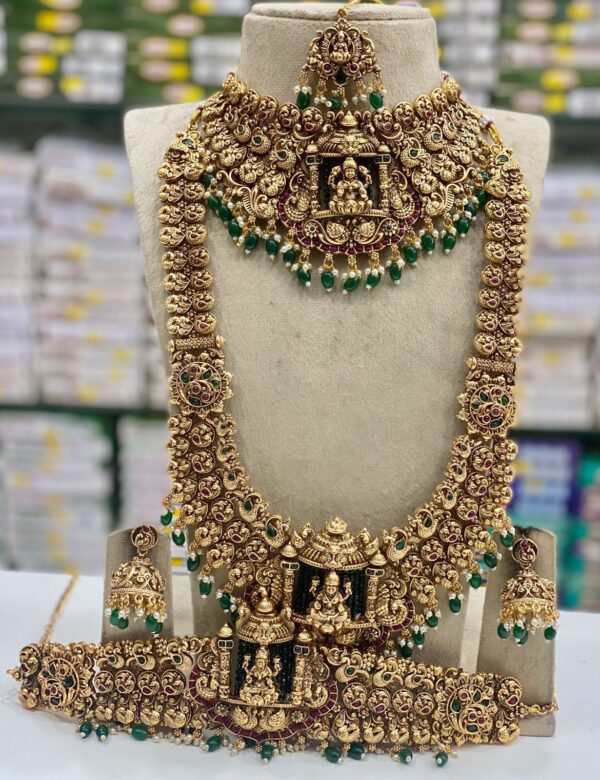 SEMI BRIDAL SM08