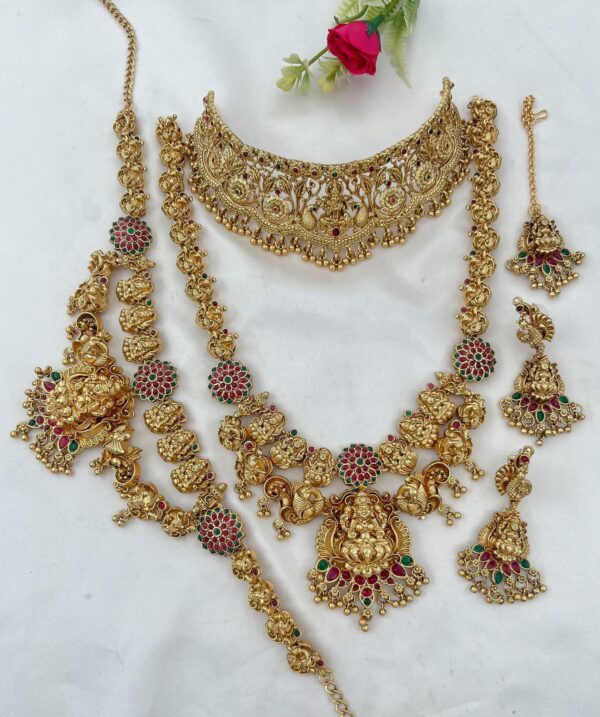 SEMI BRIDAL SB12