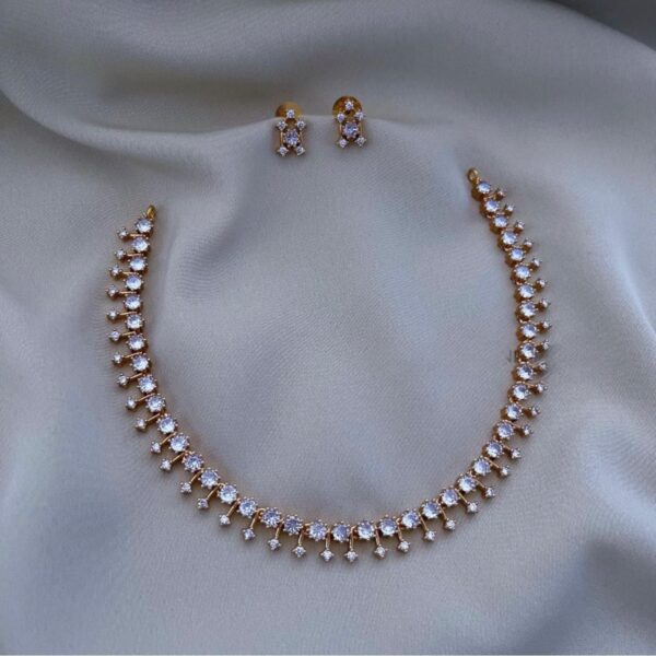 AD NECKSET AN05