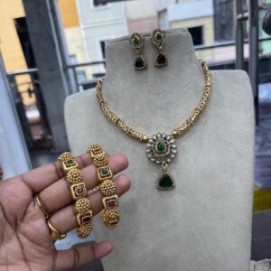 GOLD REPLICA CONCEPT NECKSET + EARING MF2420