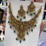 3D EMBOSSED HEAVY NECKSET