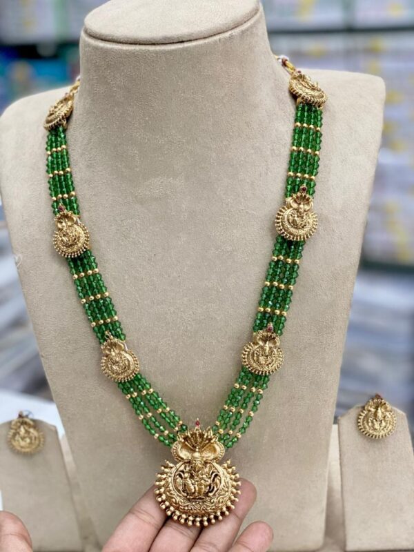 LAKSHMI PENDANT IN GREEN BEADS HARAM MF1197