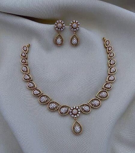 FAST SELLING SIMPLE NECKSET IN WHITE COLUR