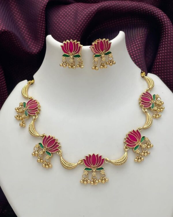 LOTUS NECKSET MF2107