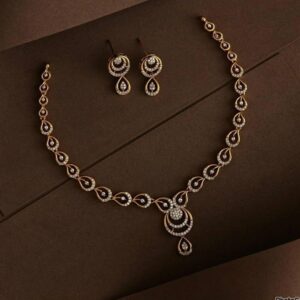 OVAL SHAPE PREMIUM NECKSET