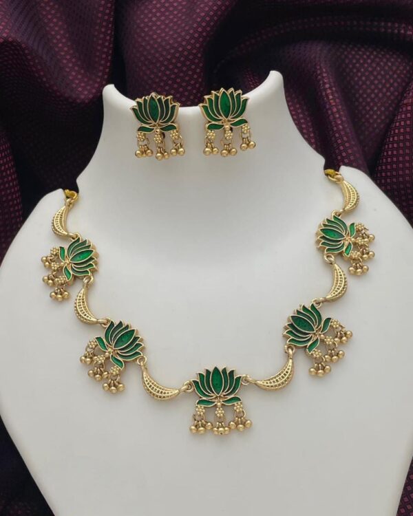 LOTUS NECKSET MF2106