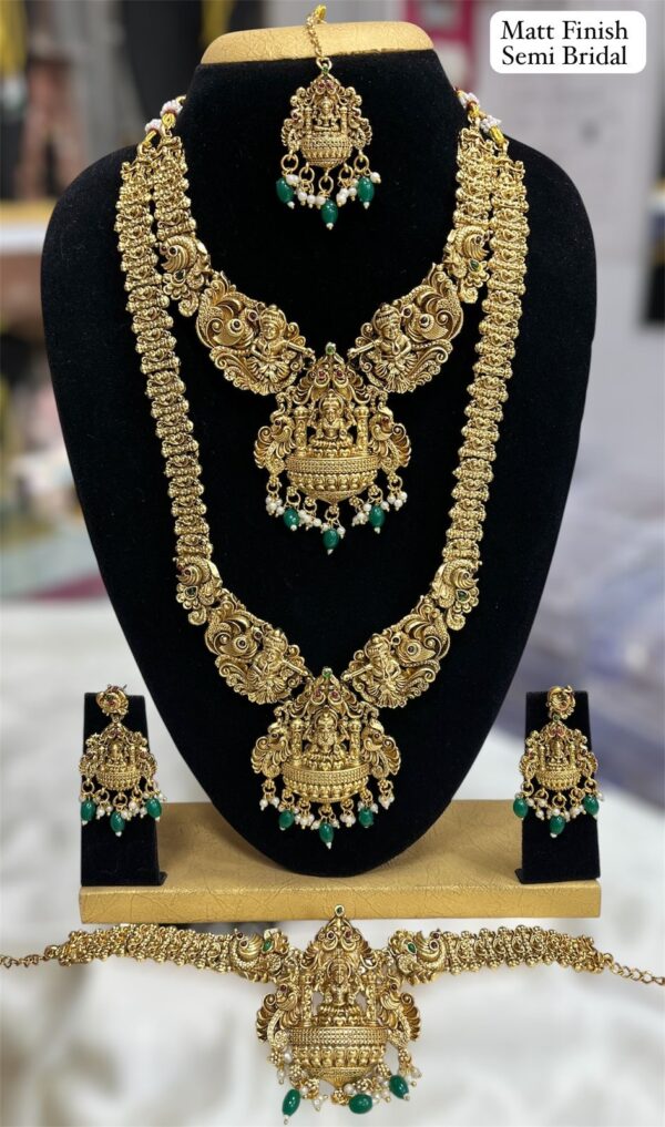ANTIQUE 3D SEMI BRIDAL SET