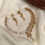 LEAF WITH FLOWER COMBINED NECKSET