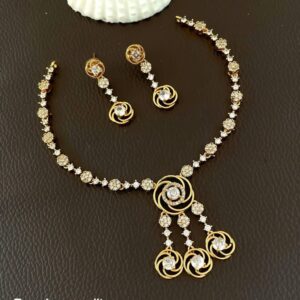 GALAXY NECKSET IN WHOTE STONE
