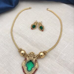 ANTIQUE MID HARAM GREEN STONE MF2363