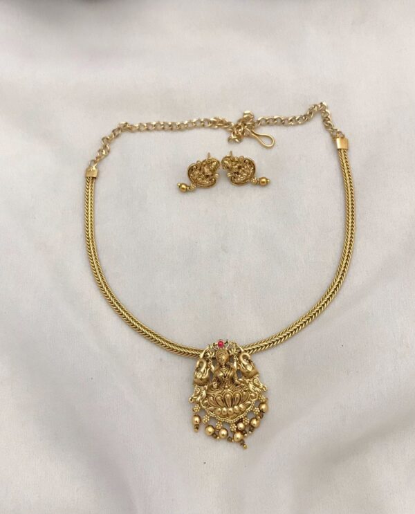 ONLINE TRENDING NECKSET FREE BACK CHAIN MF2242