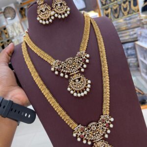 COIN DESIGN COMBO WITH STONE PENDANT
