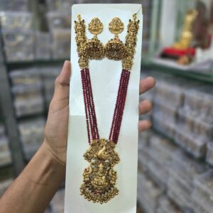 MEROON BEADS LAKSHMI PENDANT HARAM