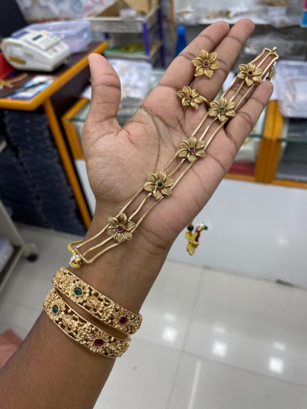 NECKSET + BANGLE COMBO MF2738