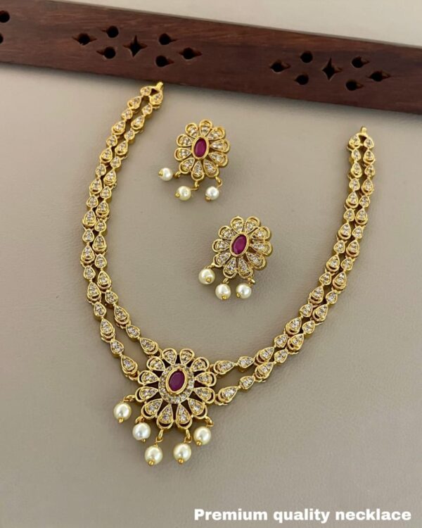 2LINE TREND NECKSET