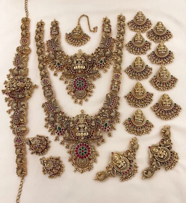 HEAVY ANTIQUE 3D BRIDAL SET FOR BRIDE MF3009