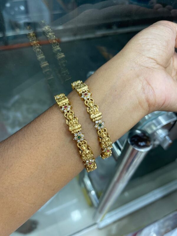 LAKSHMI WHITESTONE MIXED BANGLE MF1570