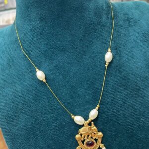 INVISIBLE ELEPHANT NECKSET