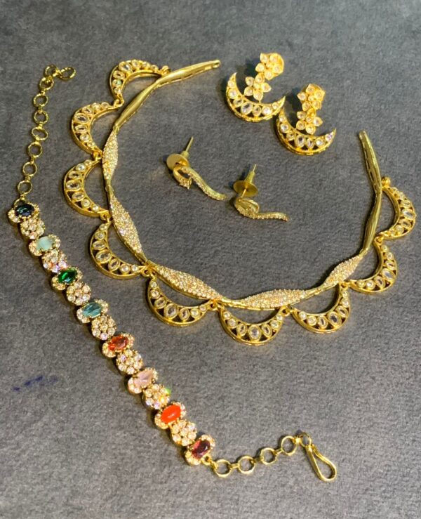 2 NECKSET+ 2 Pair EARING+ 1 BRACELET MF3001