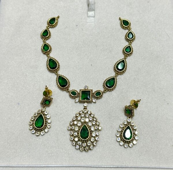 JYOTHIKA INSPIRED NECKSET WITH BACKCHAIN