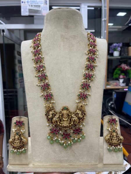 3D PENDANT WITH LOTUS HANGING HARAM MF2749