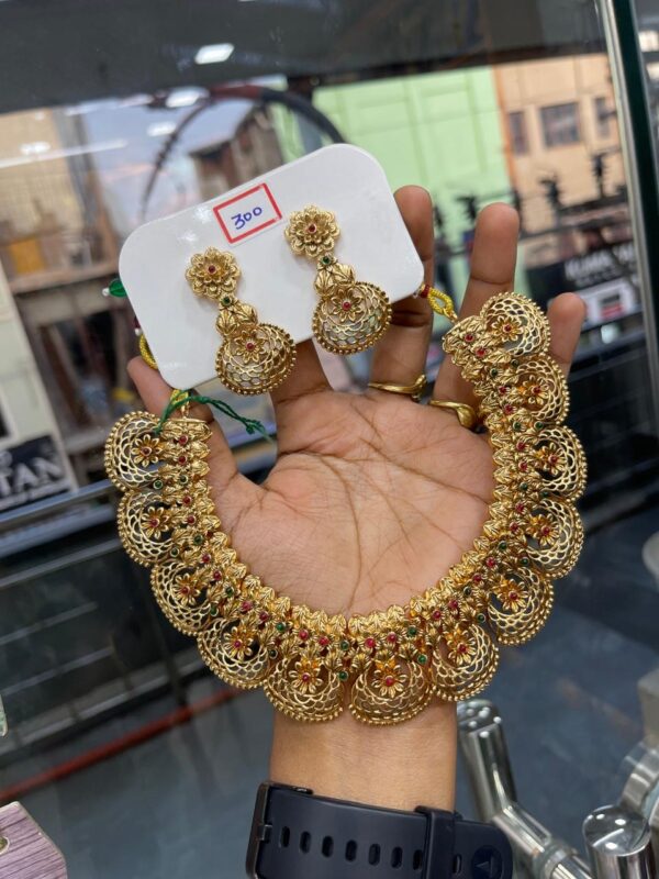CLEARANCE SALE COLLECTION NECKSET MF3044