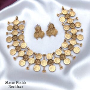 3 LINE CONE NECKSET IN PREMIUM