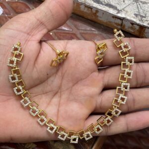 BOX PATTERN NECKSET WITH AD WHITE STONE